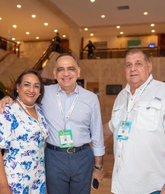 Alcalde Pinedo participó en la Conferencia para la Transición más allá de los Combustibles Fósiles