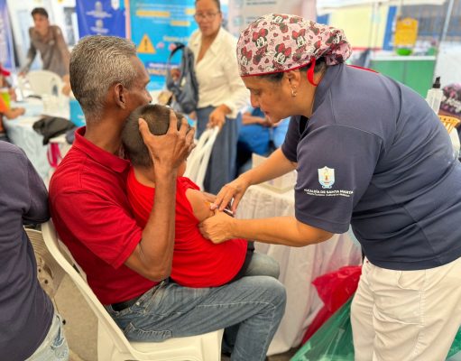 Alcaldía ha vacunado más de 890 menores de edad contra el dengue