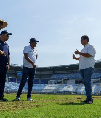 Alcaldía inicia intervención del gramado del Estadio Sierra Nevada con trabajos especializados