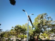 Alcaldía avanza modernización del alumbrado público en el Polideportivo