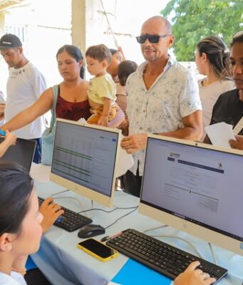 Alcaldía al Barrio llegó a El Milagro con toda su oferta institucional