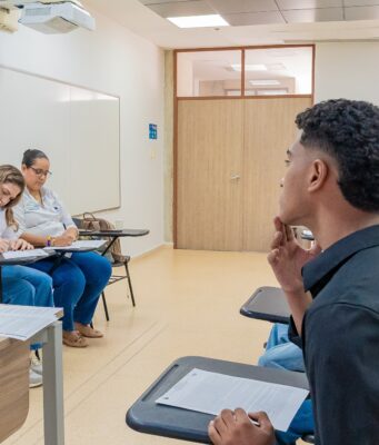 UNIMAGDALENA entrevista a 1.767 personas en el proceso de admisión al 2026-2