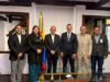 Alcalde Carlos Pinedo lidera reunión con MinVivienda para proyectos estratégicos
