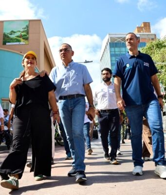 Alcalde Pinedo lideró reapertura del comercio en Santa Marta